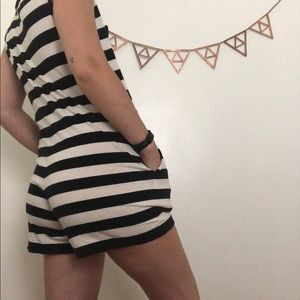 ~vintage Esprit striped romper with pockets (s)~
